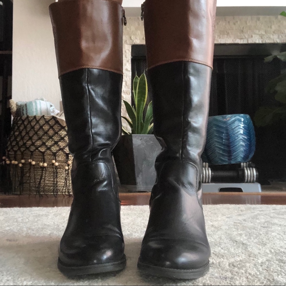 Etienne Aigner Riding Boot - Picture 4 of 7